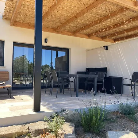 Holiday home Pour 6 Personnes Acces A Pied Solaro
